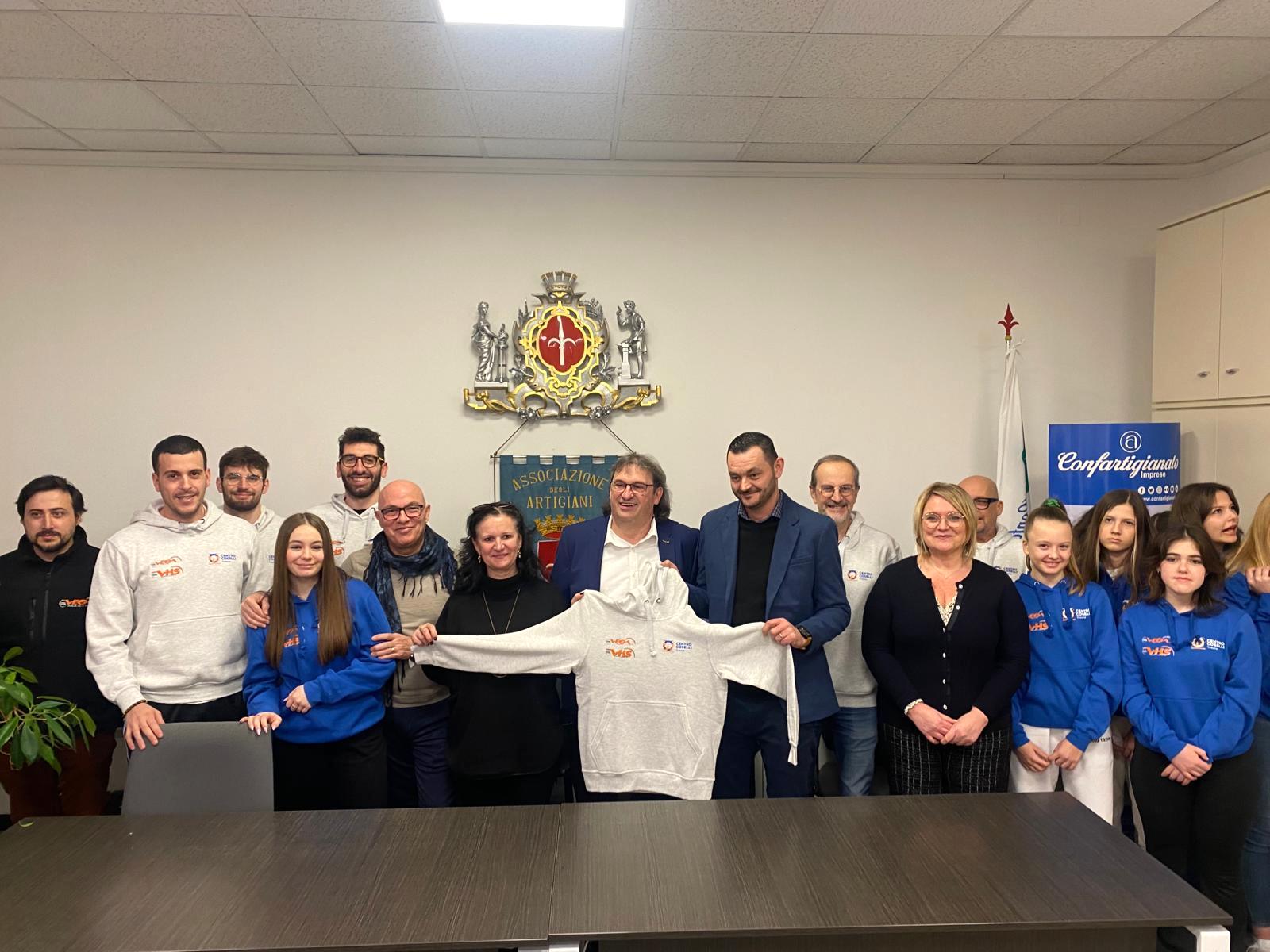 VEGA ITALIA/VHS TRASPORTI DIVENTA IL MAIN SPONSOR DEL CENTRO COSELLI